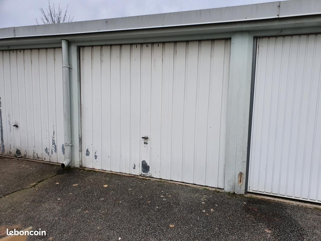 Parking 13 m² · à Audincourt · 13 m² · 76 €