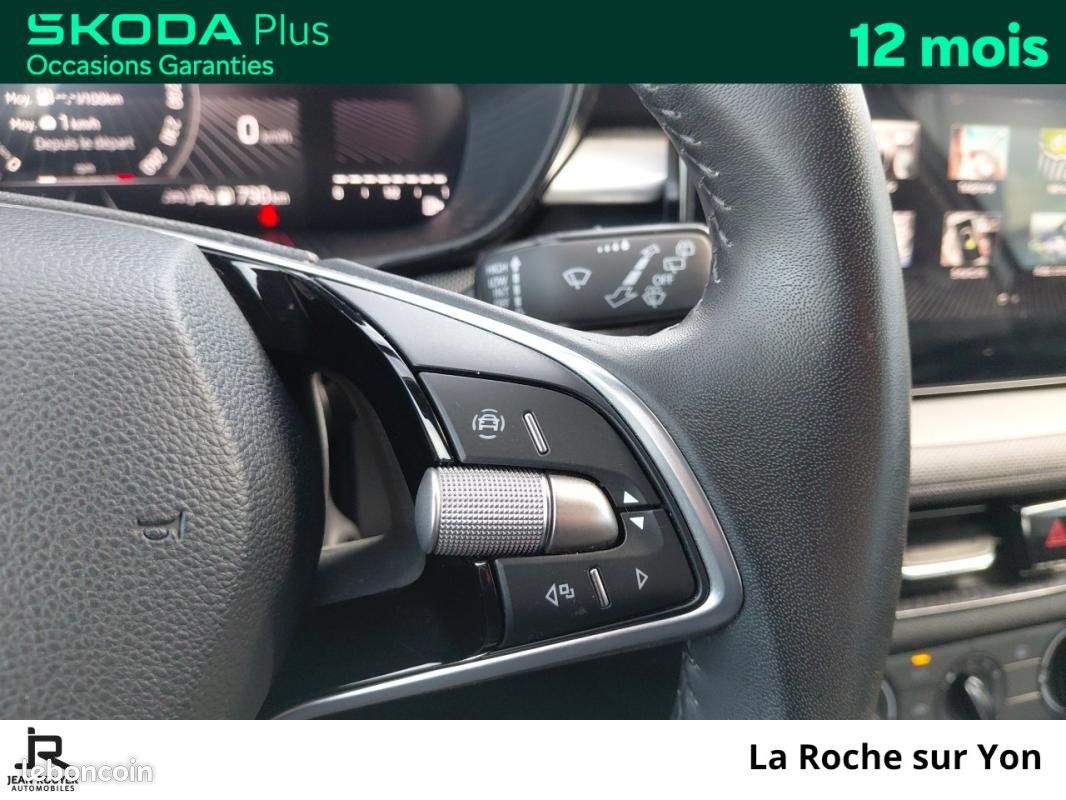 Skoda Fabia 1.0 MPI 80 ch BVM5 Selection (image 22)