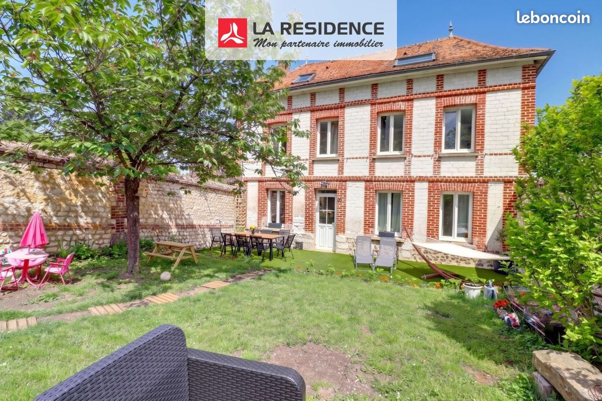 Maison 6 pièces 140 m² · à Les Damps · 140 m² · 249 900 €