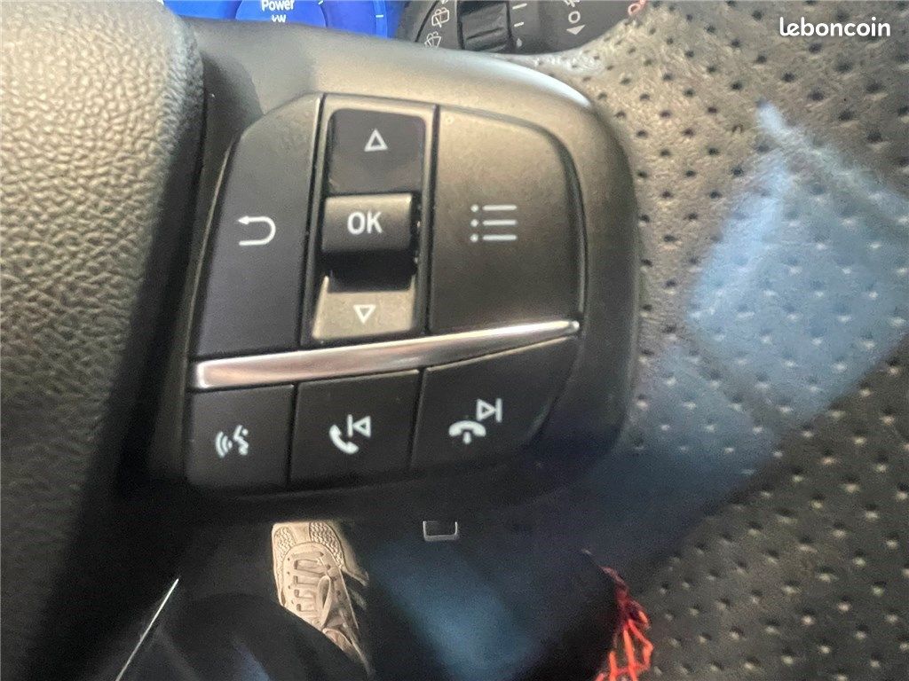 Ford Kuga III 2.5 DURATEC 190 CH FLEXIFUEL FHEV E85 POWERSHIFT ST-Line X (image 21)
