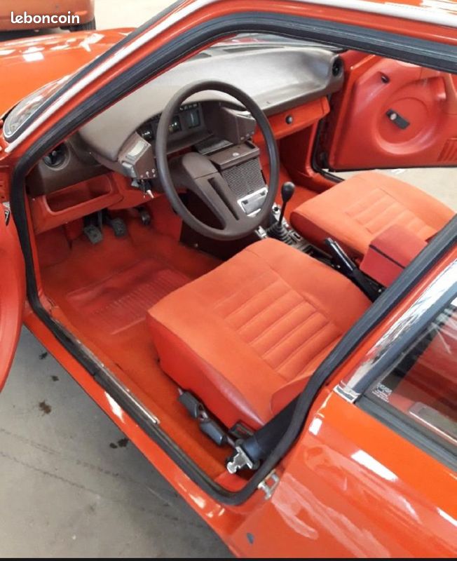 CX 2000 de 1975, rouge soleil, excellent état (image 2)