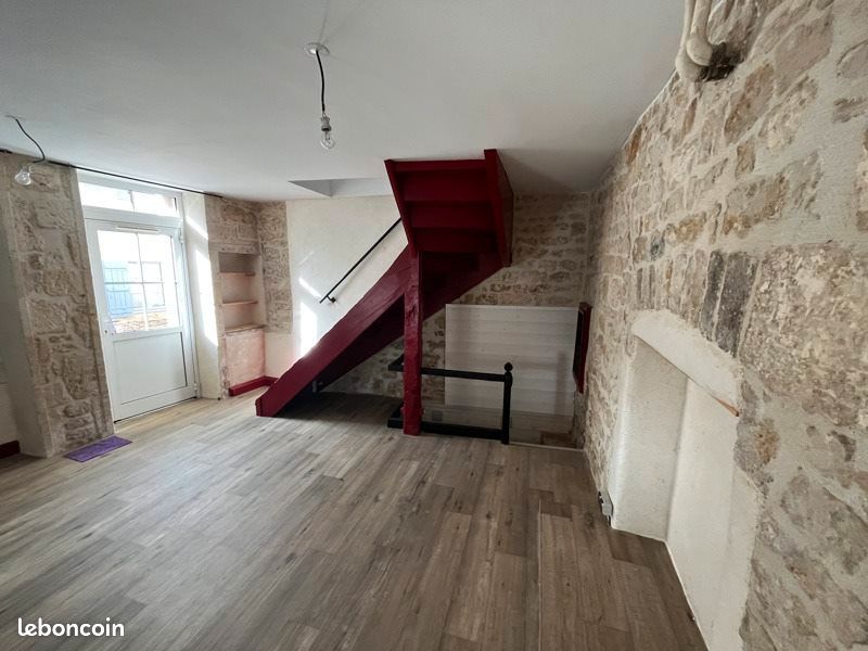 Maison 4 pièces 112 m² · à Melle · 112 m² · 670 €/mois