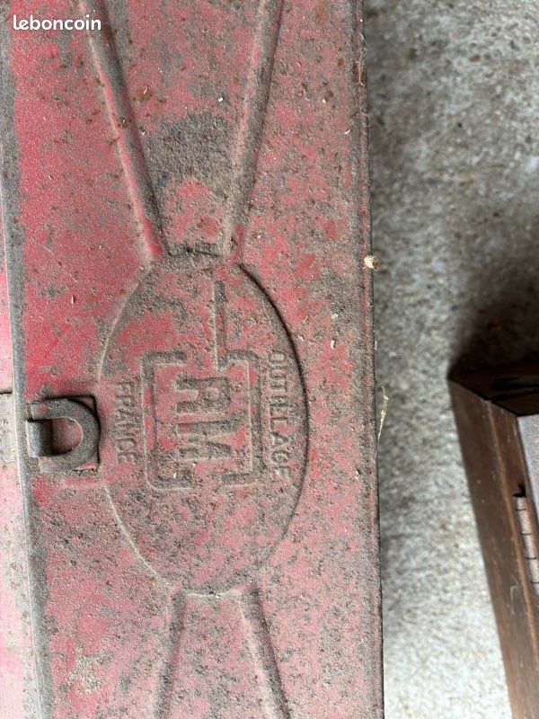 Caisse à outils en métal (image 2)
