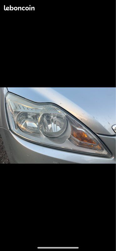 Phare Ford Focus (image 1)