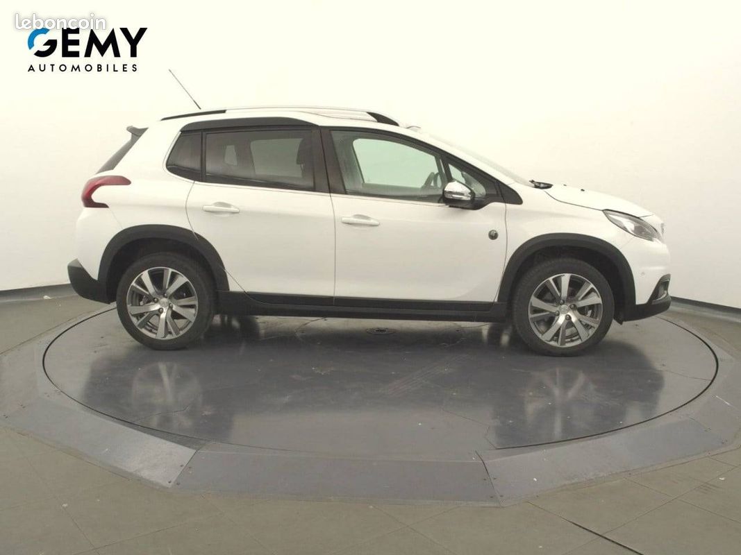 PEUGEOT 2008 1.6 BlueHDi 120ch S&S BVM6 Crossway (image 4)