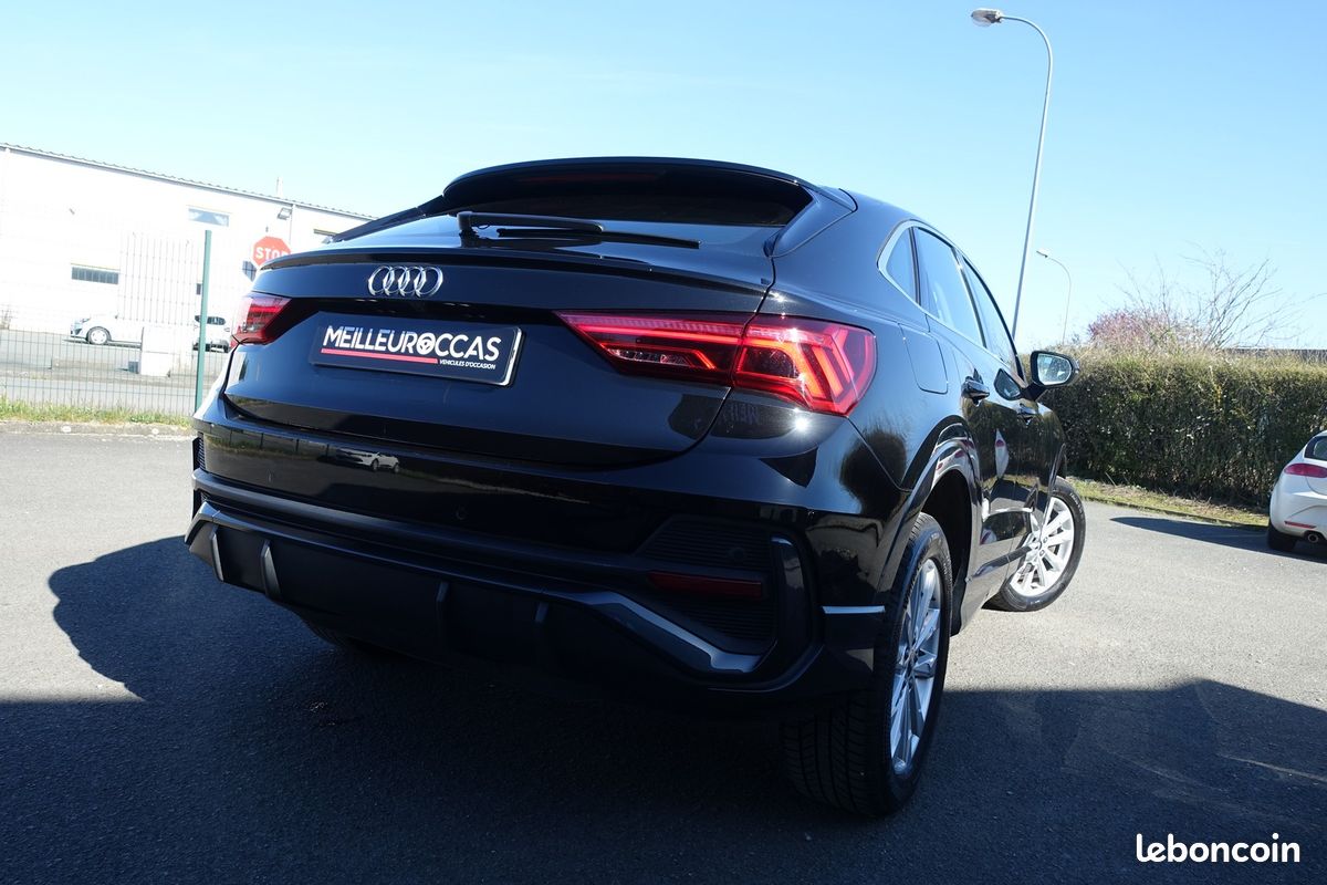 Q3 Sportback 45 Tfsi e S-Tronic 245ch Hybride Rechargeable Virtual cockpit/Cuir chauffants/Caméra/Hayon électrique/1*Main/Garantie 12 mois (image 15)