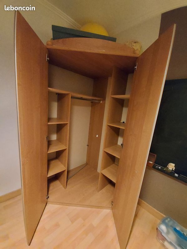 Vend armoire d'angle (image 1)