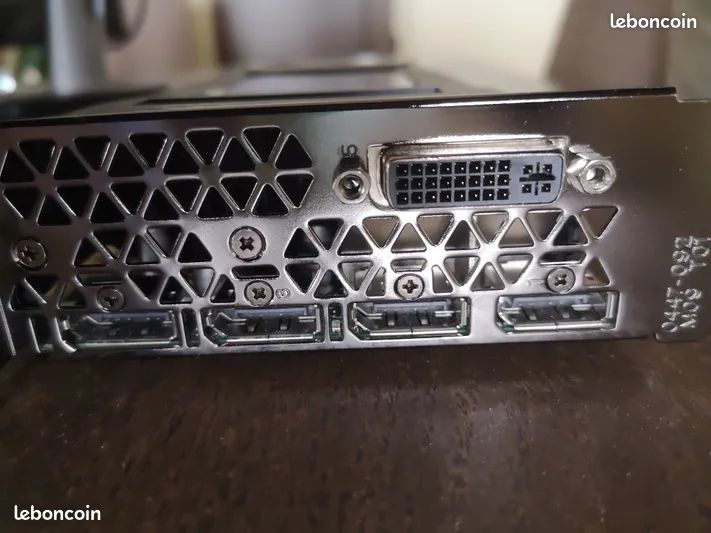 Carte graphique Nvidia quadro M5000 8go ddr5 (image 4)