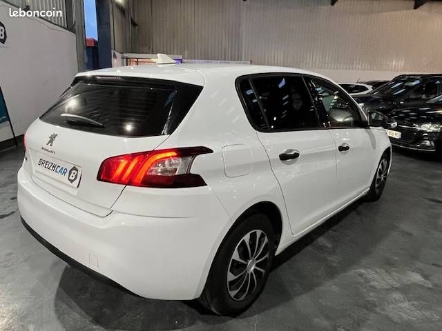Peugeot 308 1.5 BlueHDI 100ch Active (image 4)