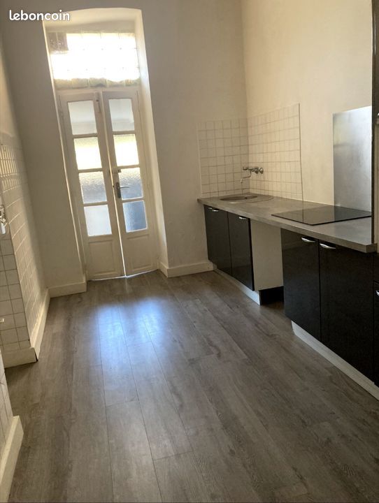 Appartement 3 pièces 78 m² · à Bastia · 78 m² · 800 €/mois