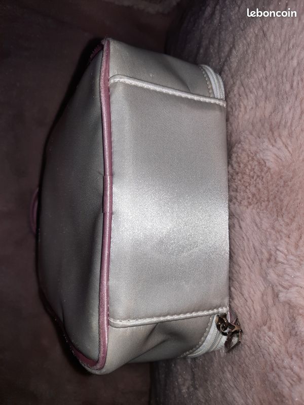 DIOR Trousse à maquillage blanche et rose très bon état (image 5)