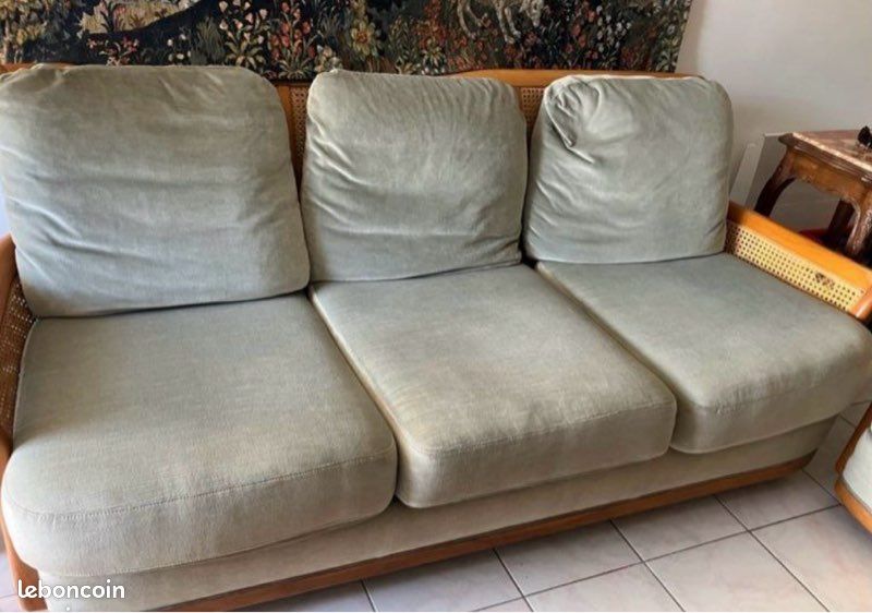 Canapé vintage Roche Bobois 3 places bois cannage velours vert amande (image 10)