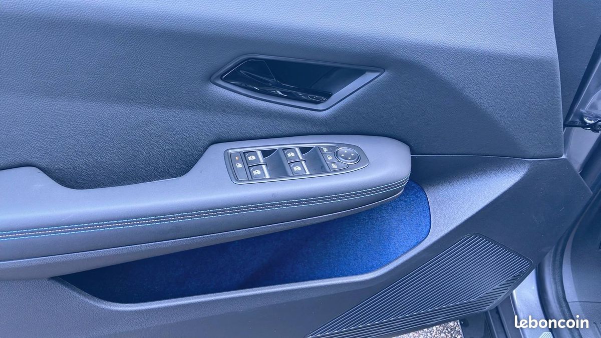 RENAULT SCENIC E-TECH ÉLECTRIQUE techno 220 ch (image 17)