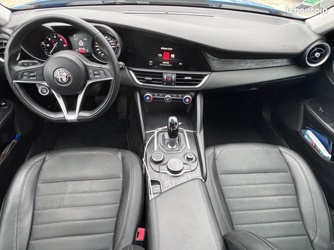 Alfa romeo giulia 2.2 jtdm 135 super bva (image 4)