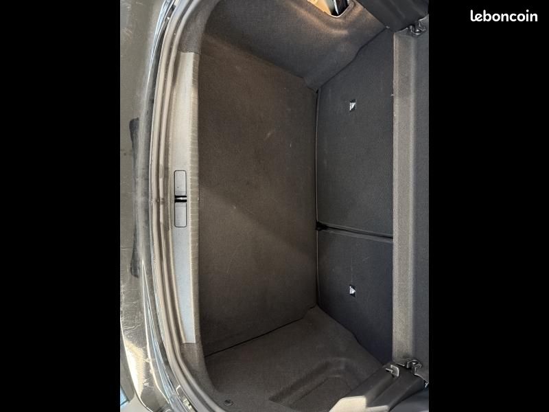 Peugeot 208 1.2 100ch S&S Allure (image 11)