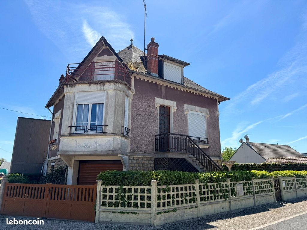 Maison 6 pièces 201 m² · à Coulanges-lès-Nevers · 201 m² · 185 000 €