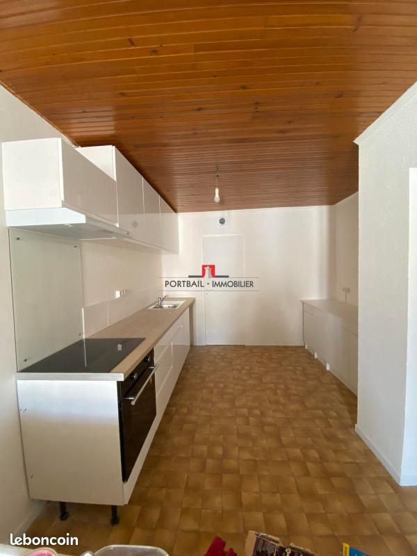 Appartement 3 pièces 103 m² - Blaye 33390 (image principale 4)
