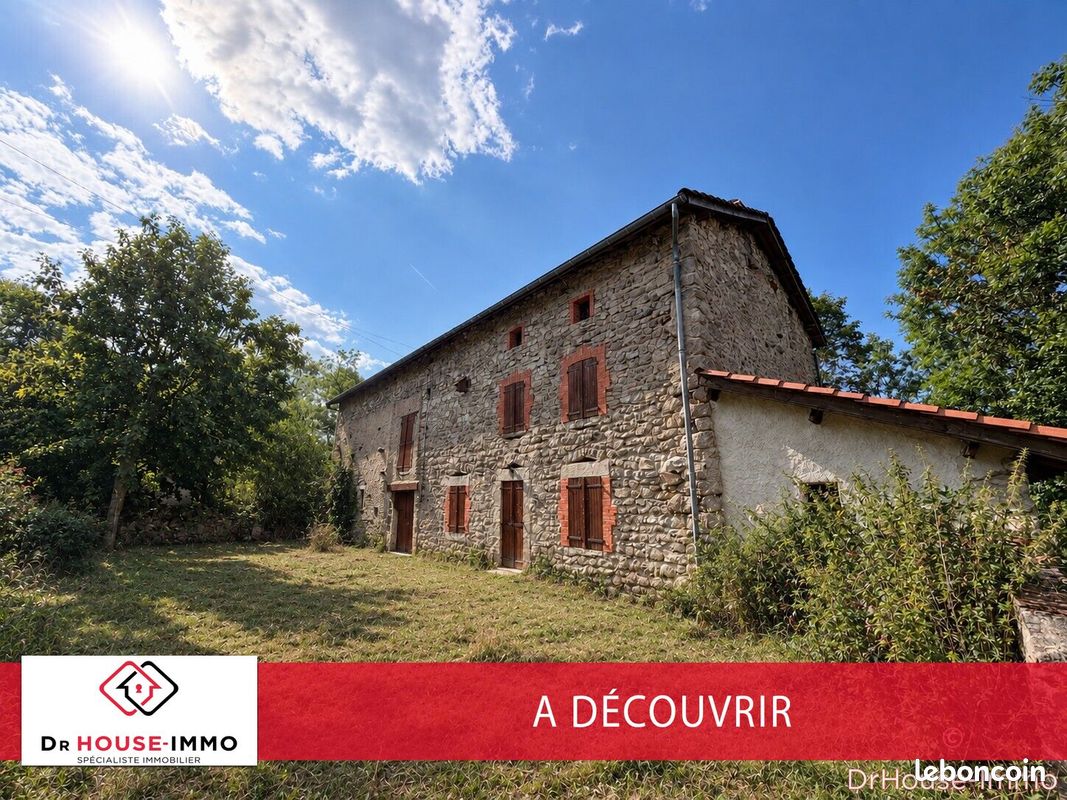 Maison 6 pièces 129 m² · à Saint-Jean-d'Aubrigoux · 129 m² · 154 000 €