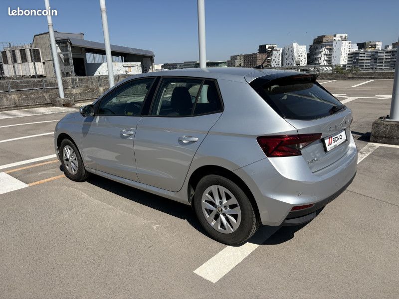 Skoda FABIA 1.0 MPI 80CH AMBITION *TVA RECUPERABLE (image 4)