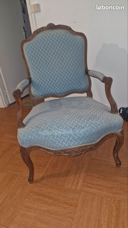 Fauteuil Louis XV (image 1)