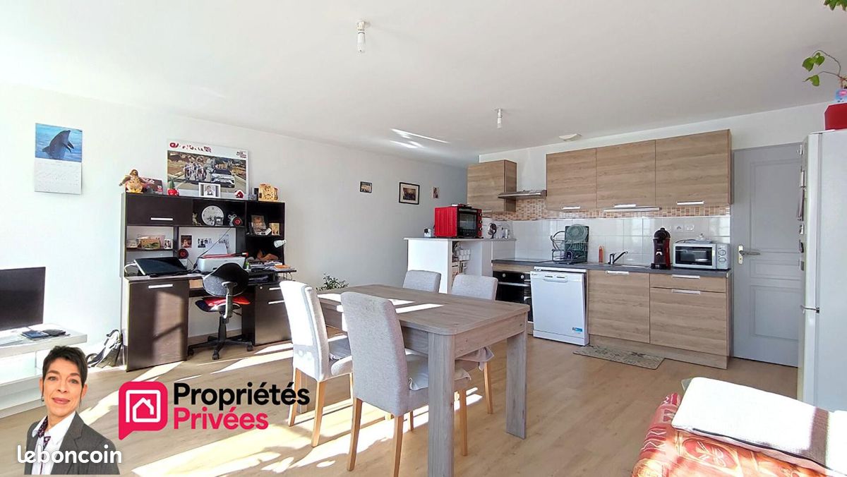 Appartement 2 pièces 64 m² · à Thizy-les-Bourgs · 64 m² · 49 000 €