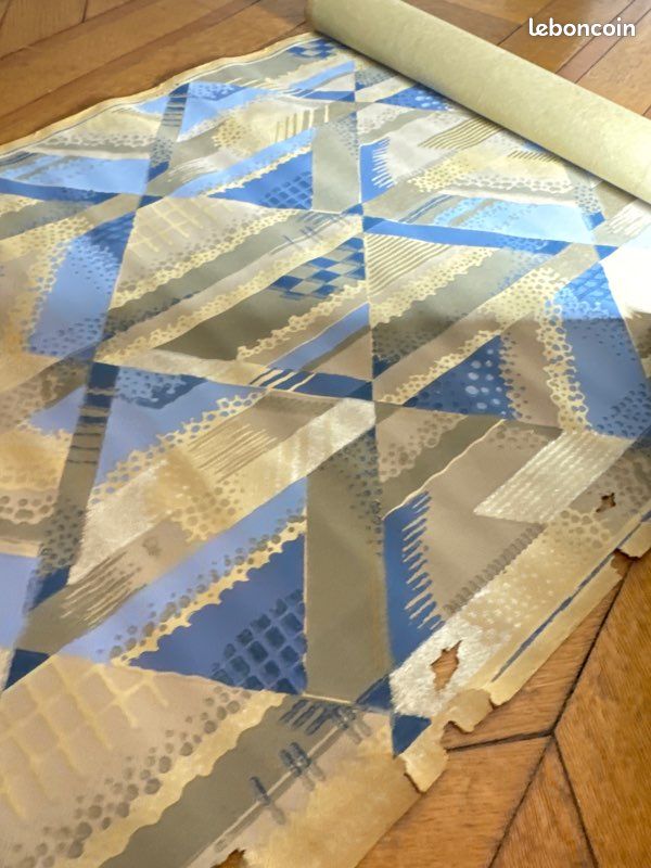 Papier peint ancien en l état (image 3)