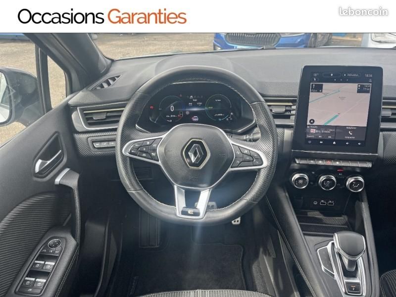 Renault Captur 1.6 E-Tech hybride 145ch Engineered (image 10)