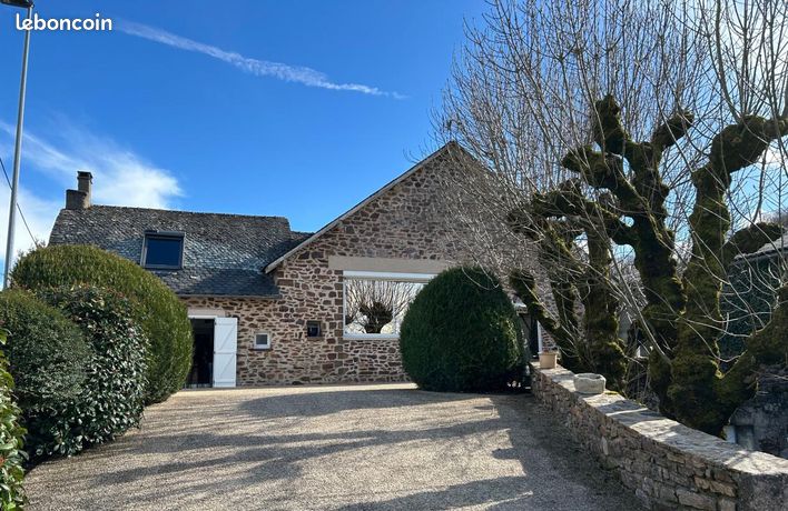Maison 5 pièces 314 m²
