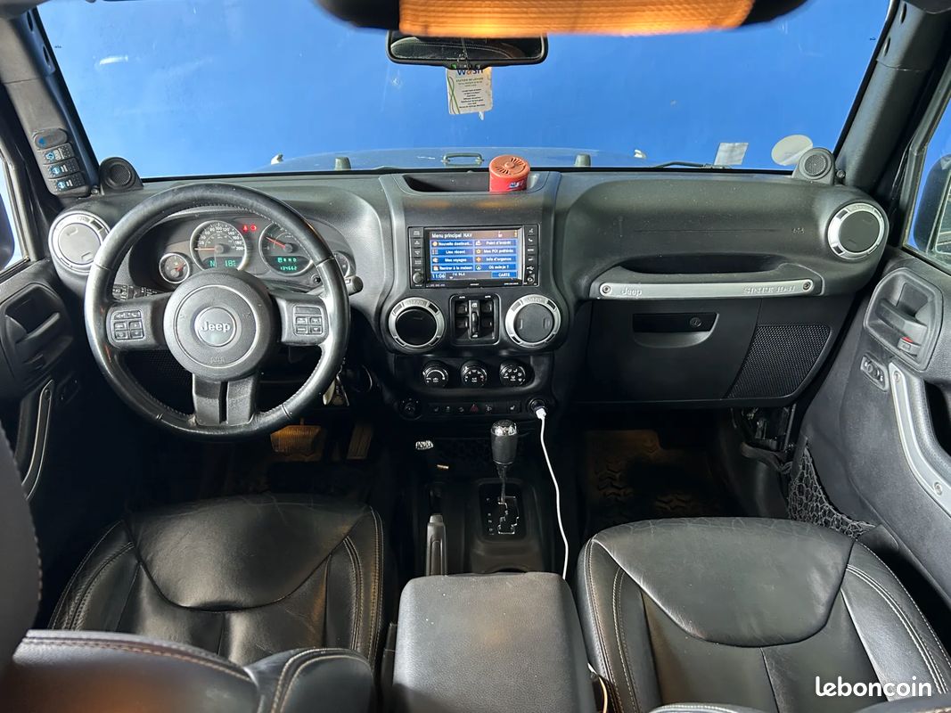 JEEP Wrangler 2.8 D 200ch Sahara - 2014 - 134 500 km - Boîte auto - GARANTIE 6 MOIS (image 14)