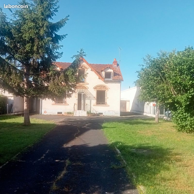 Maison 4 pièces 90 m² · à Châteauroux · 90 m² · 138 000 €