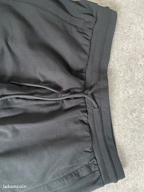 Gymshark Coupe Slim Critical Zip Joggers Taille Small neuf (image 6)