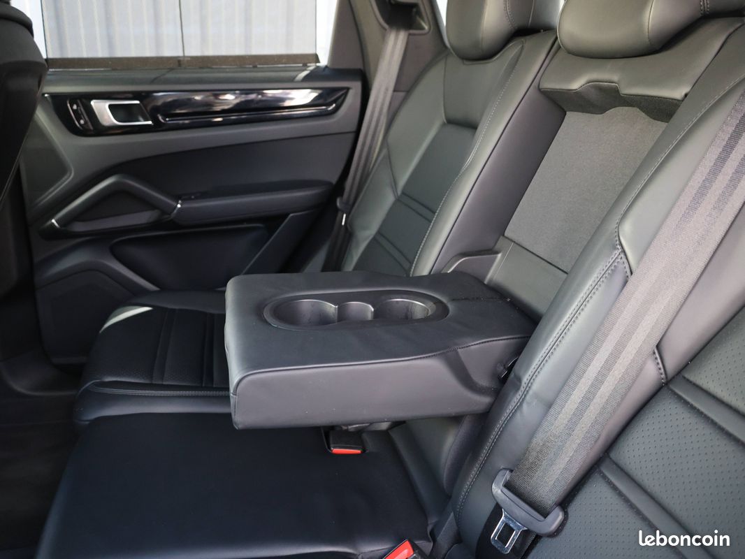 PORSCHE Cayenne 3.0 V6 440 ch Tiptronic BVA S (image 11)
