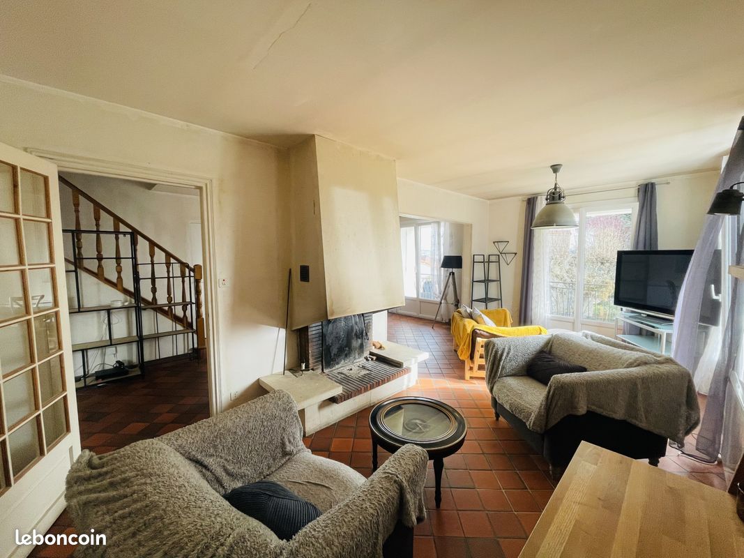 Maison 7 pièces 164 m² · à Bellerive-sur-Allier · 164 m² · 286 200 €