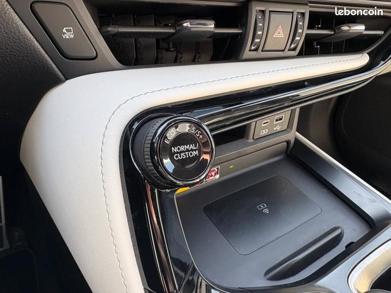 Lexus NX 450h+ F SPORT Executive 4WD MY24 (image 30)