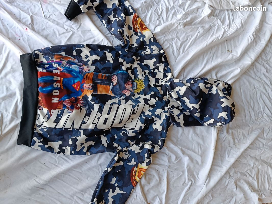 Pull capuche Fortnite Vêtements - Main Image