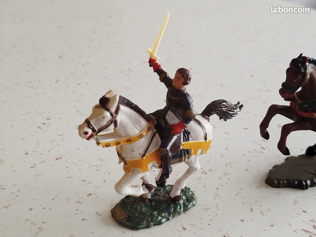 STARLUX MOYEN AGE - CHEVALIER , SOLDAT , JOUET ancien, figurine collection 6
