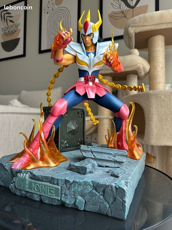 Tsume lanza la figura de Hyoga del Cisne V1 Cygnus HQS+ de Saint Seiya