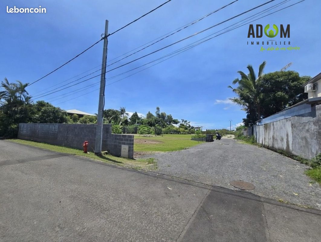 Terrain 500 m² · à Saint-André · 500 m² · 165 000 €