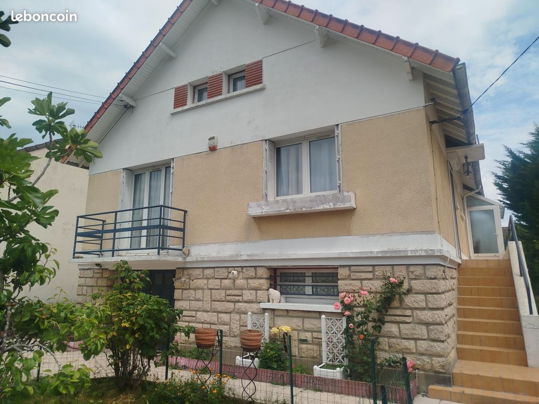 Maison 7 pièces 130 m² · à Trappes · 130 m² · 380 000 €