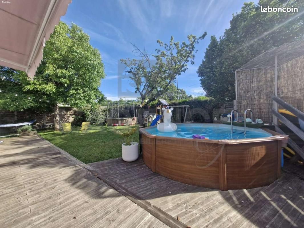Maison 5 pièces 141 m² · à Vétraz-Monthoux · 141 m² · 464 000 €