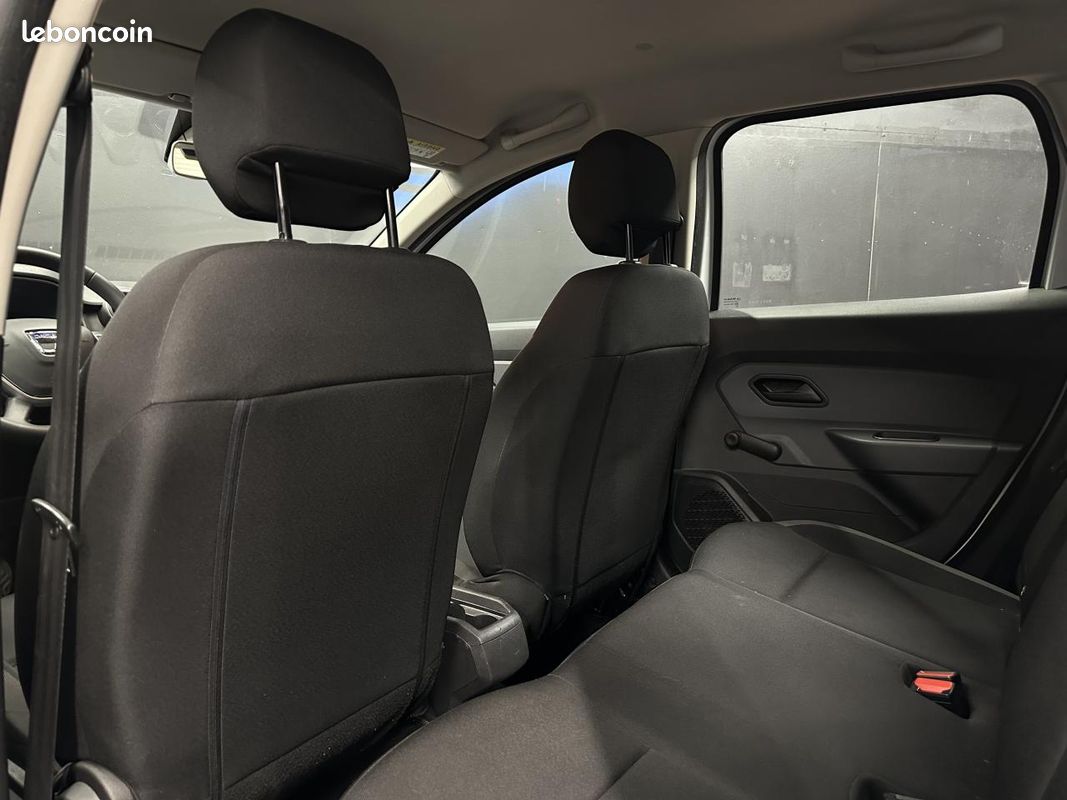 DACIA DUSTER II 1.2 Tce 125 CH / CLIMATISATION / Essentiel (image 15)