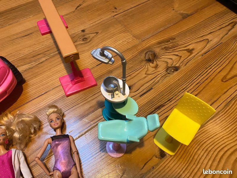 Lot barbies (image 10)