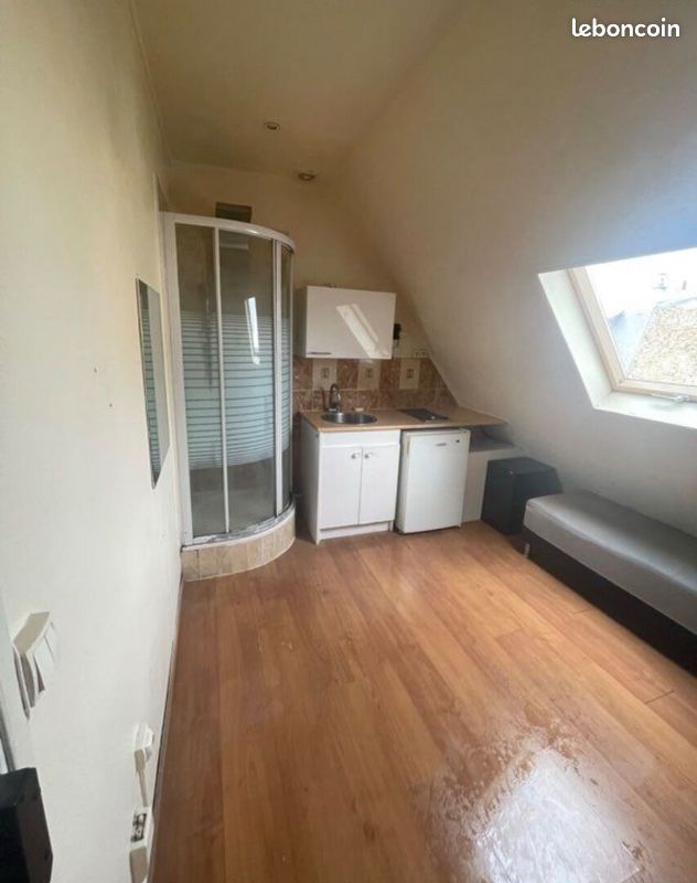 Appartement 1 pièce 11 m² · à Neuilly-sur-Seine · 11 m² · 75 000 €