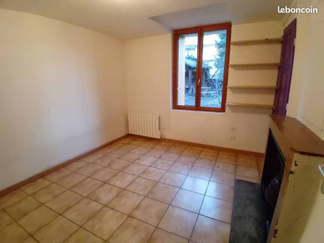 Appartement a louer vaulx-en-velin - 3 pièce(s) - 62 m2 - Surfyn