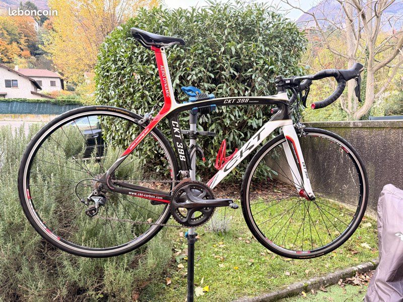 CKT 398 Charbon Fuselé 1.5 Fourche Vélo de Course Rapide 9 X
