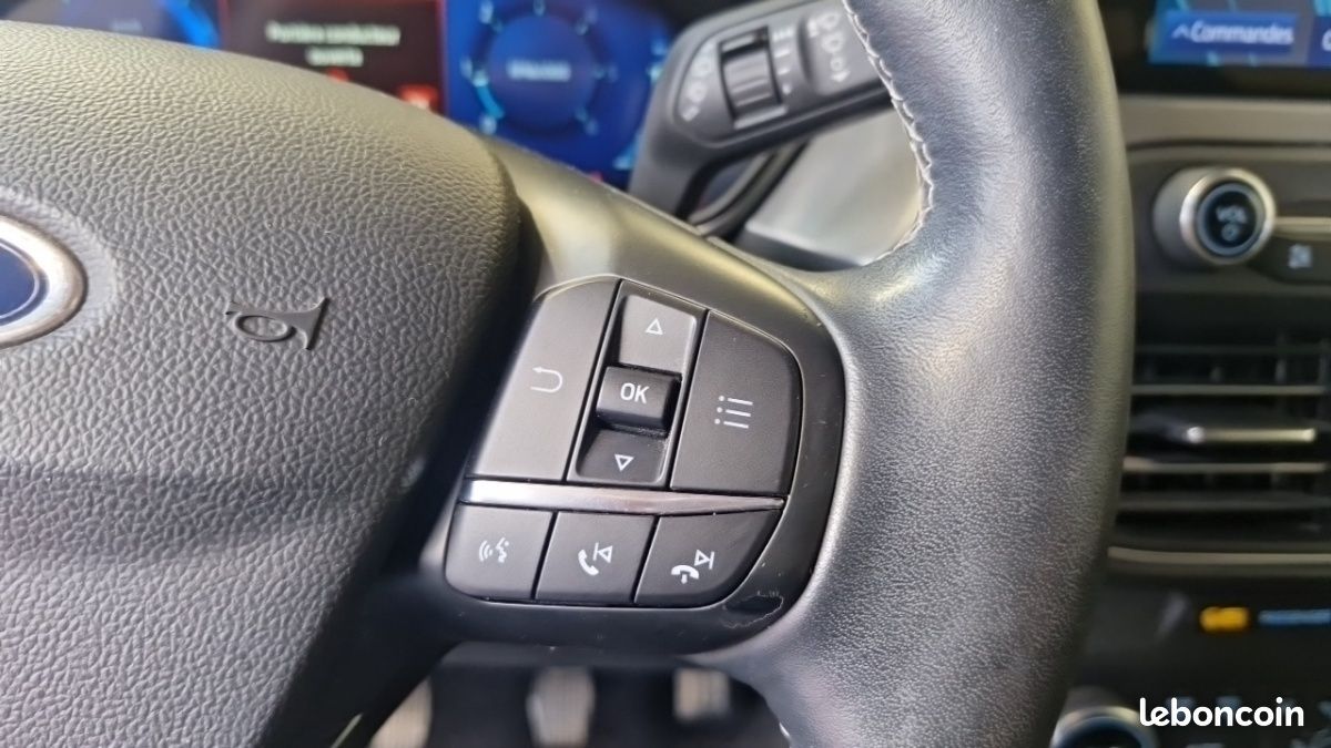 Ford Focus SW 1.5 ECOBLUE 120 SS TITANIUM X (image 22)
