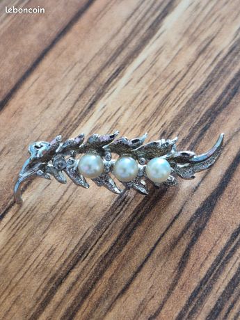 Broche Ancienne En Argent Massif – Modèle Vintage, Pierre Argentée
