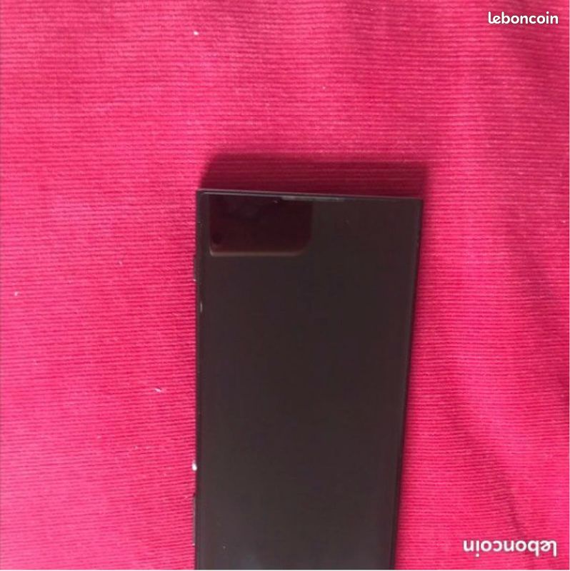Téléphone Sony Xperia XA1 (image 1)