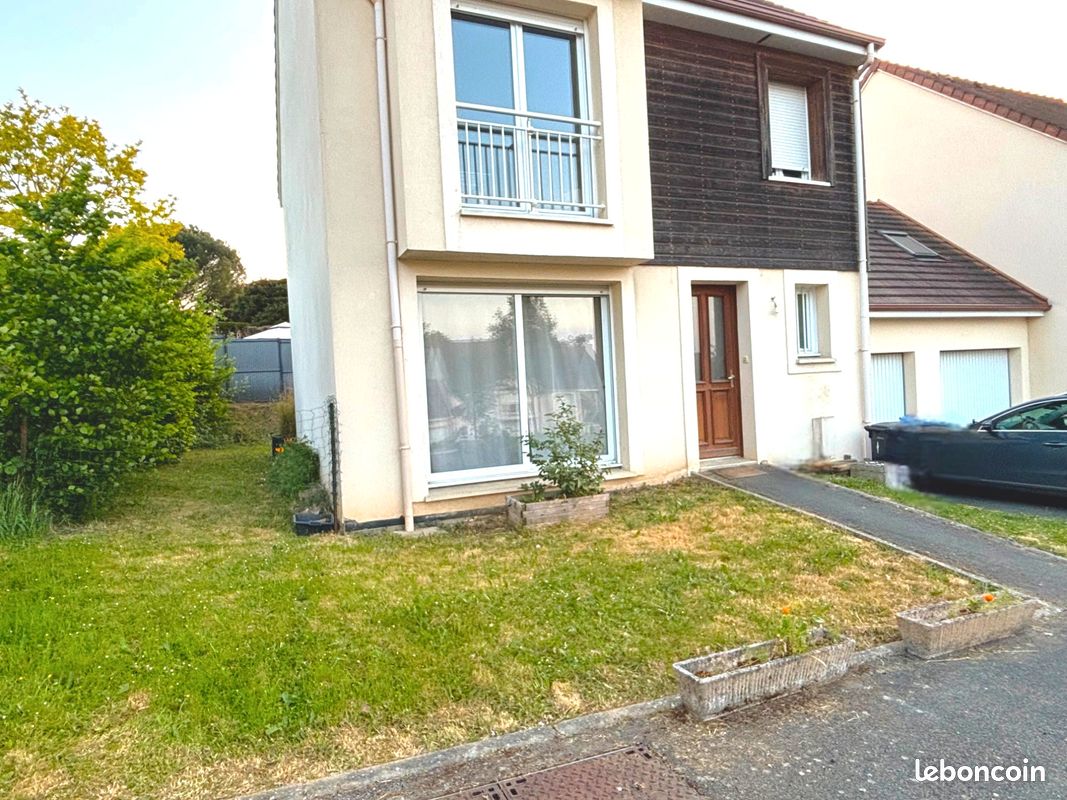 Maison 4 pièces 94 m² · à Évreux · 94 m² · 200 000 €