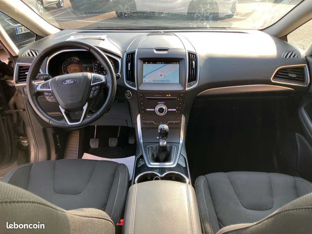 FORD S-MAX 2.0 EcoBlue 150 Ch SS Titanium 7 places (image 15)
